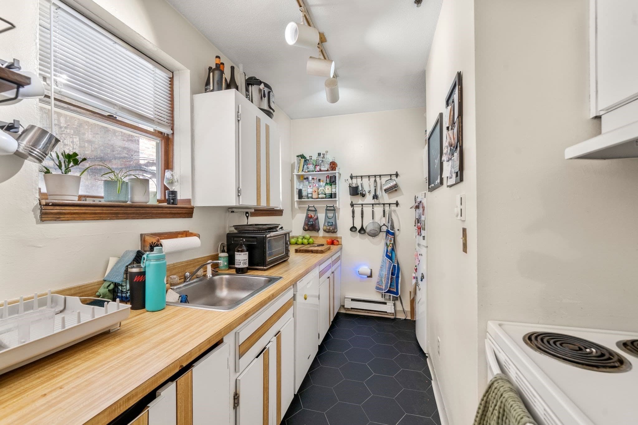 Condominium at 136 Prince # 3, Boston MA 02113, photo 10 of 28