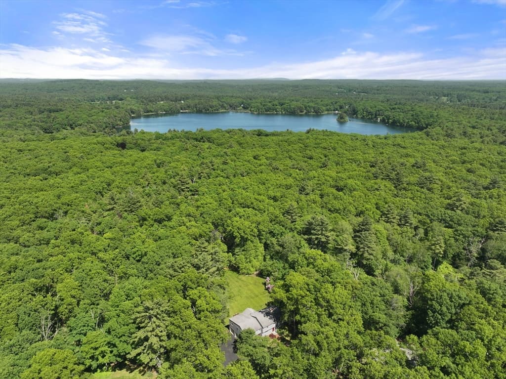 41 Great Rock Rd, Sherborn MA 01770