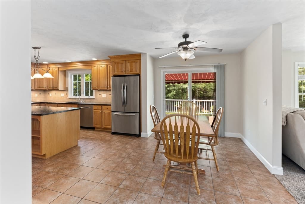 79 Foxwood Lane, Raynham MA 02767 photo 21