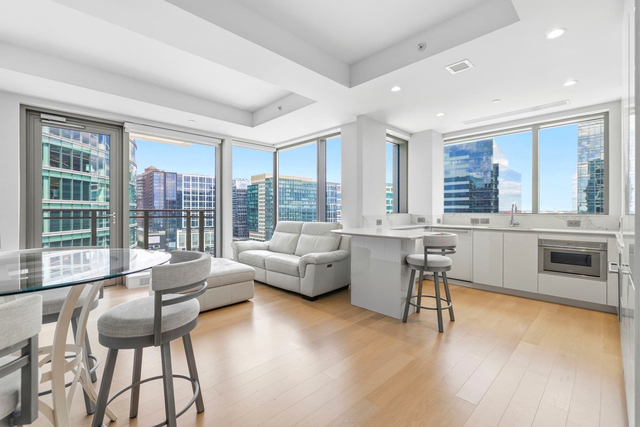 Condominium at 133 Seaport Blvd # 1602, Boston MA 02210, photo 17 of 30