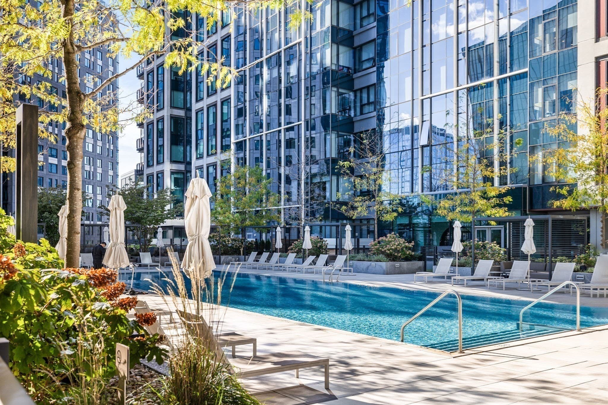 Condominium at 133 Seaport Blvd # 1602, Boston MA 02210, photo 3 of 30