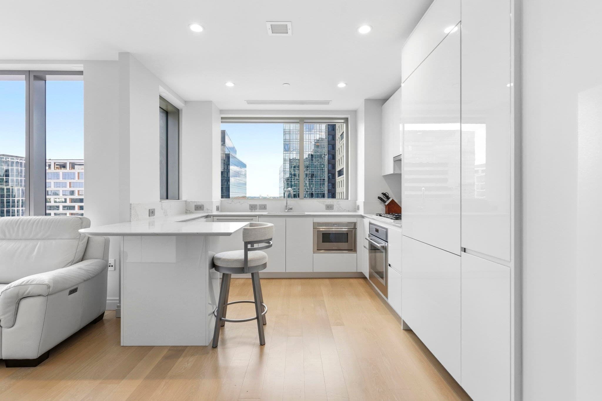 Condominium at 133 Seaport Blvd # 1602, Boston MA 02210, photo 18 of 30