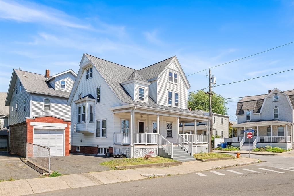 Single Family Residence at 546 Shirley St, Winthrop MA 02152, Winthrop, photo 3 of 39