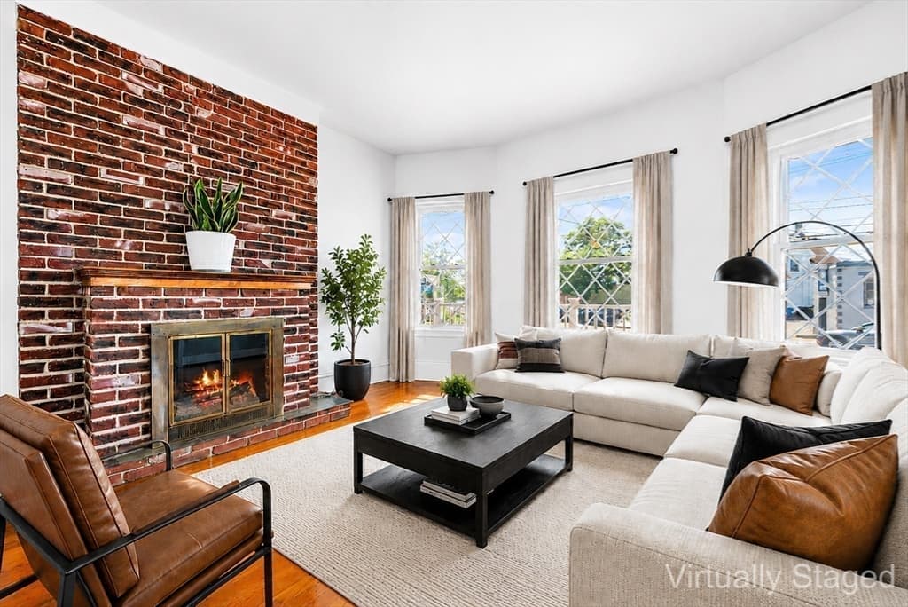 Single Family Residence at 546 Shirley St, Winthrop MA 02152, Winthrop, photo 5 of 39