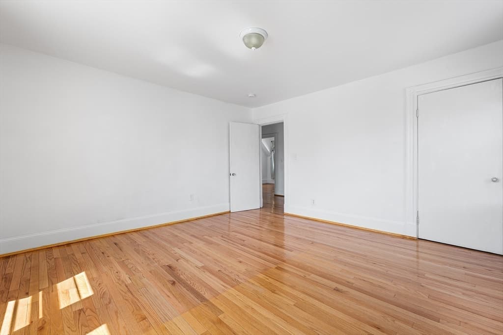 Single Family Residence at 546 Shirley St, Winthrop MA 02152, Winthrop, photo 24 of 39