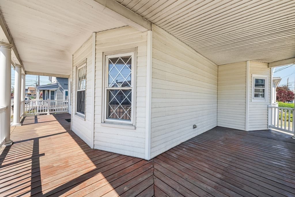 Single Family Residence at 546 Shirley St, Winthrop MA 02152, Winthrop, photo 4 of 39