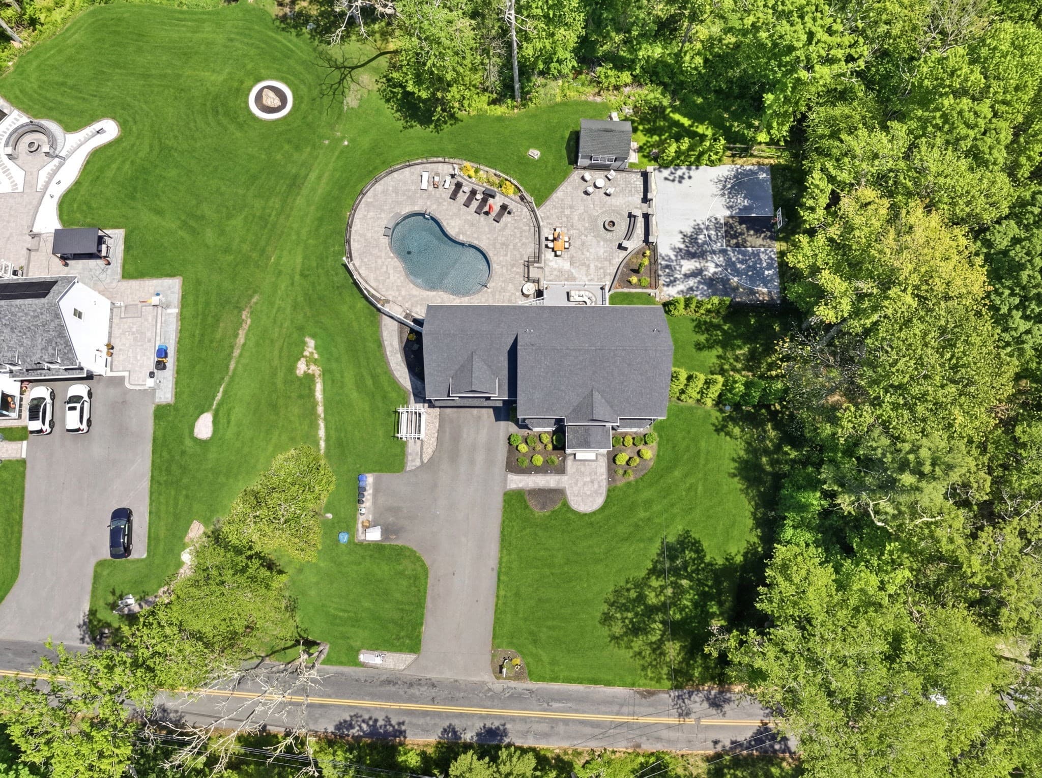 Single Family Residence at 2103 Wheeler St, Dighton MA 02715, Dighton, photo 5 of 42