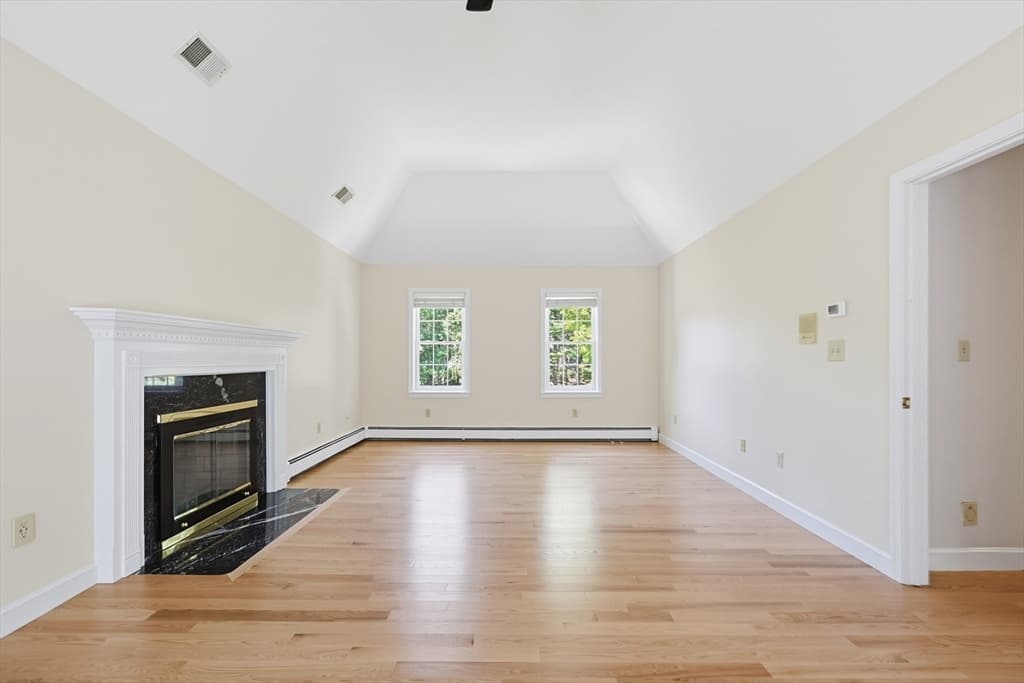 19 Windsor Dr., Foxboro MA 02035 photo 23