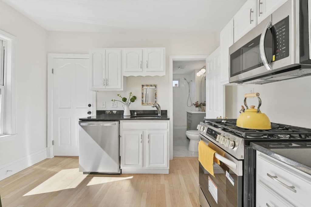 94 Cushing # 3, Waltham MA 02453 photo 7