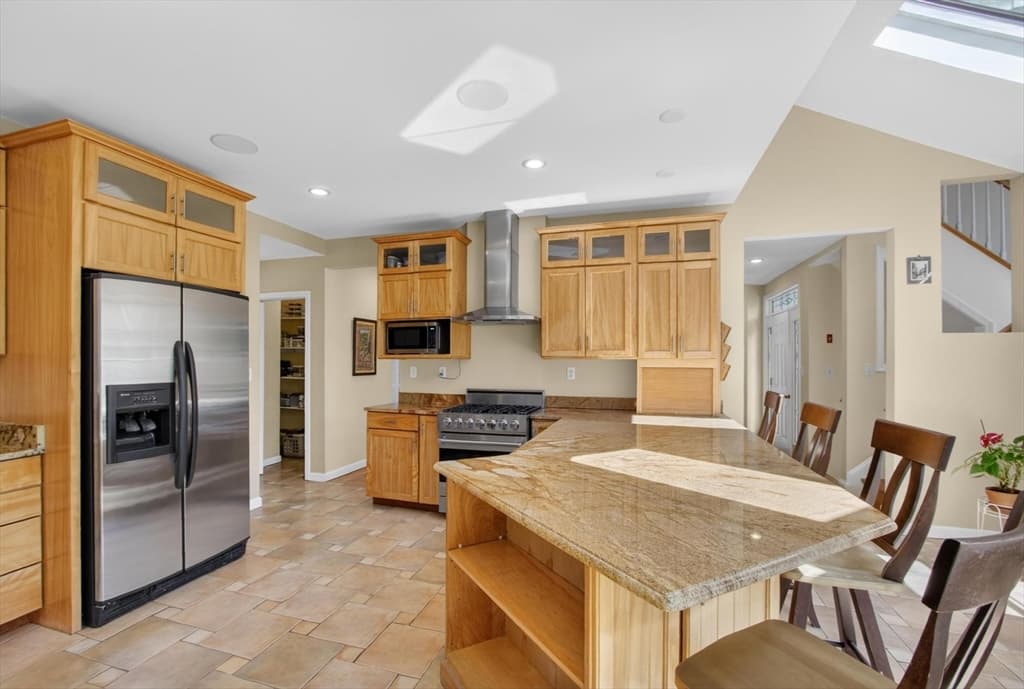 12 Middle St, Lexington MA 02421 photo 7