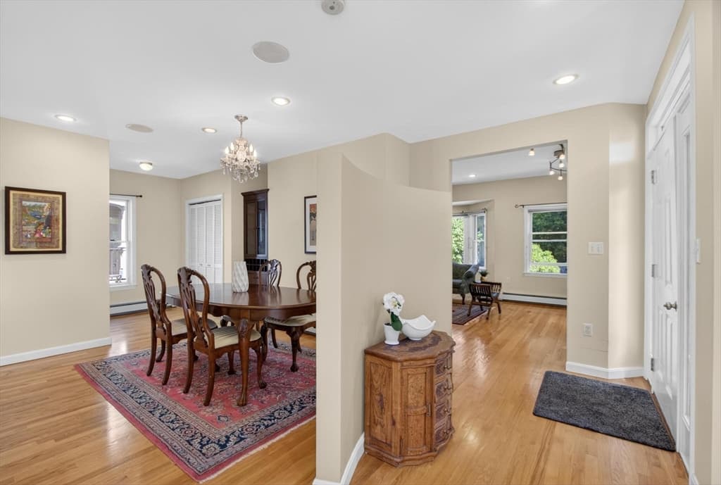 12 Middle St, Lexington MA 02421 photo 5