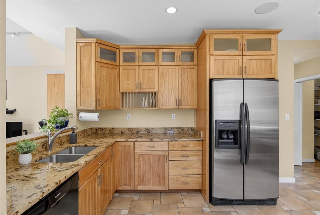 12 Middle St, Lexington MA 02421 photo 9