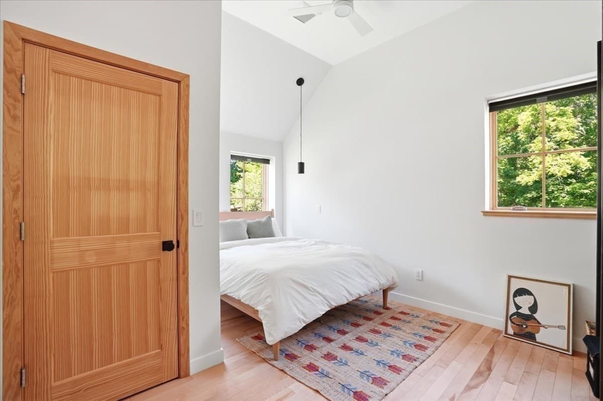 Single Family Residence at 108 Kilby St, Hingham MA 02043, photo 20 of 41