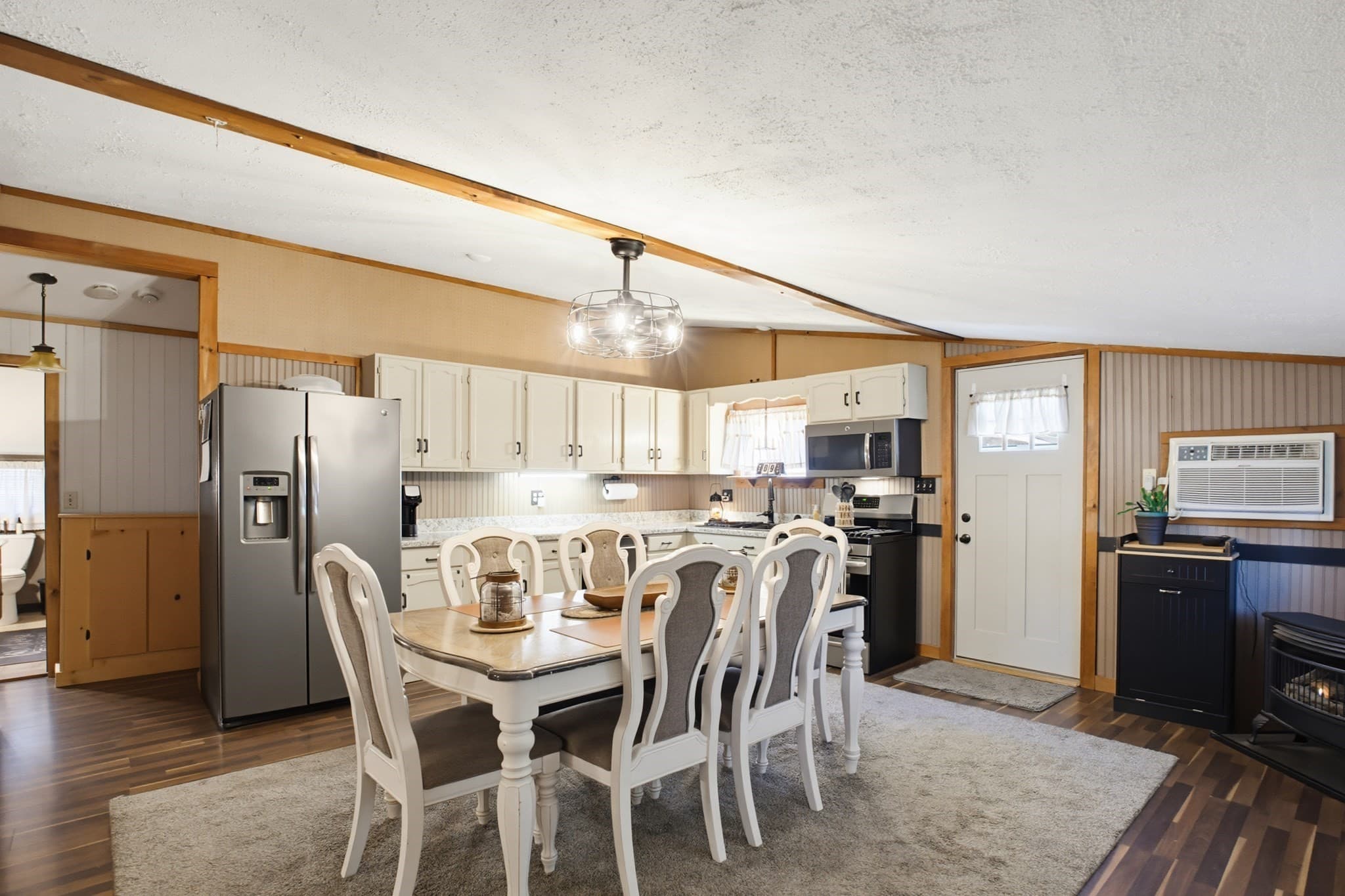 Single Family Residence at 4 Cheney, Blackstone MA 01504, photo 8 of 22
