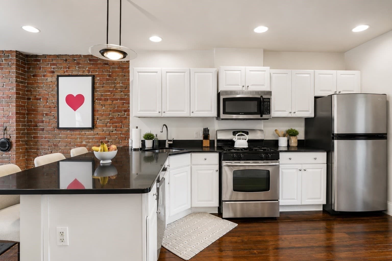 Condominium at 169 K St # 1, Boston MA 02127, Boston, photo 4 of 13