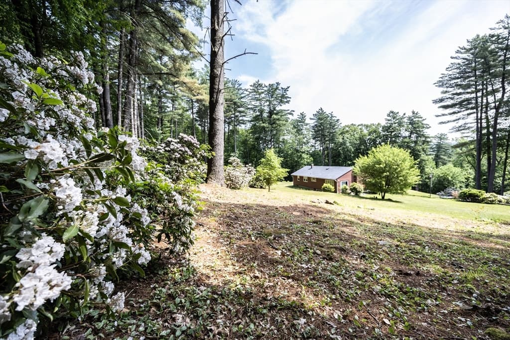 477 River Road, Deerfield MA 01342 photo 10