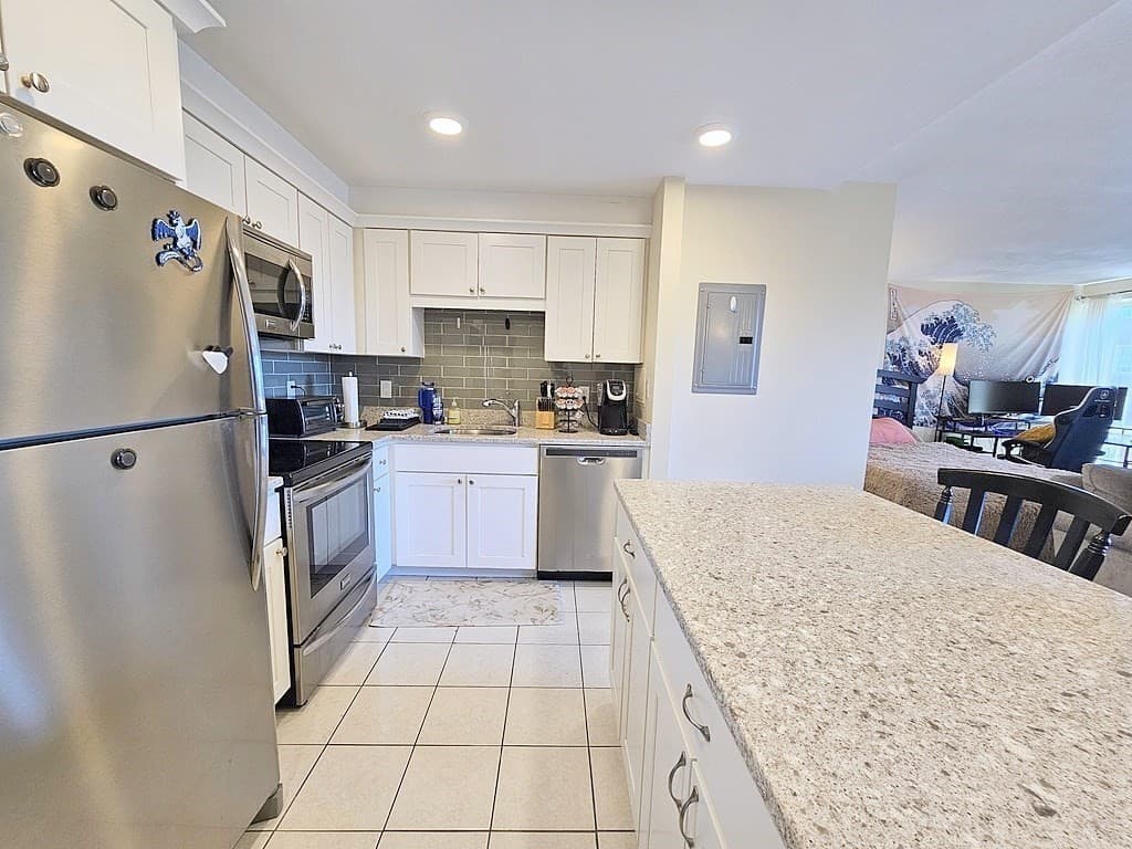 Condominium at 29 Concord Ave # 614, Cambridge MA 02138, Cambridge, photo 7 of 24