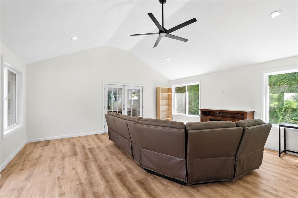 Single Family Residence at 75 Proctor Road, Chelmsford MA 01824, photo 12 of 34