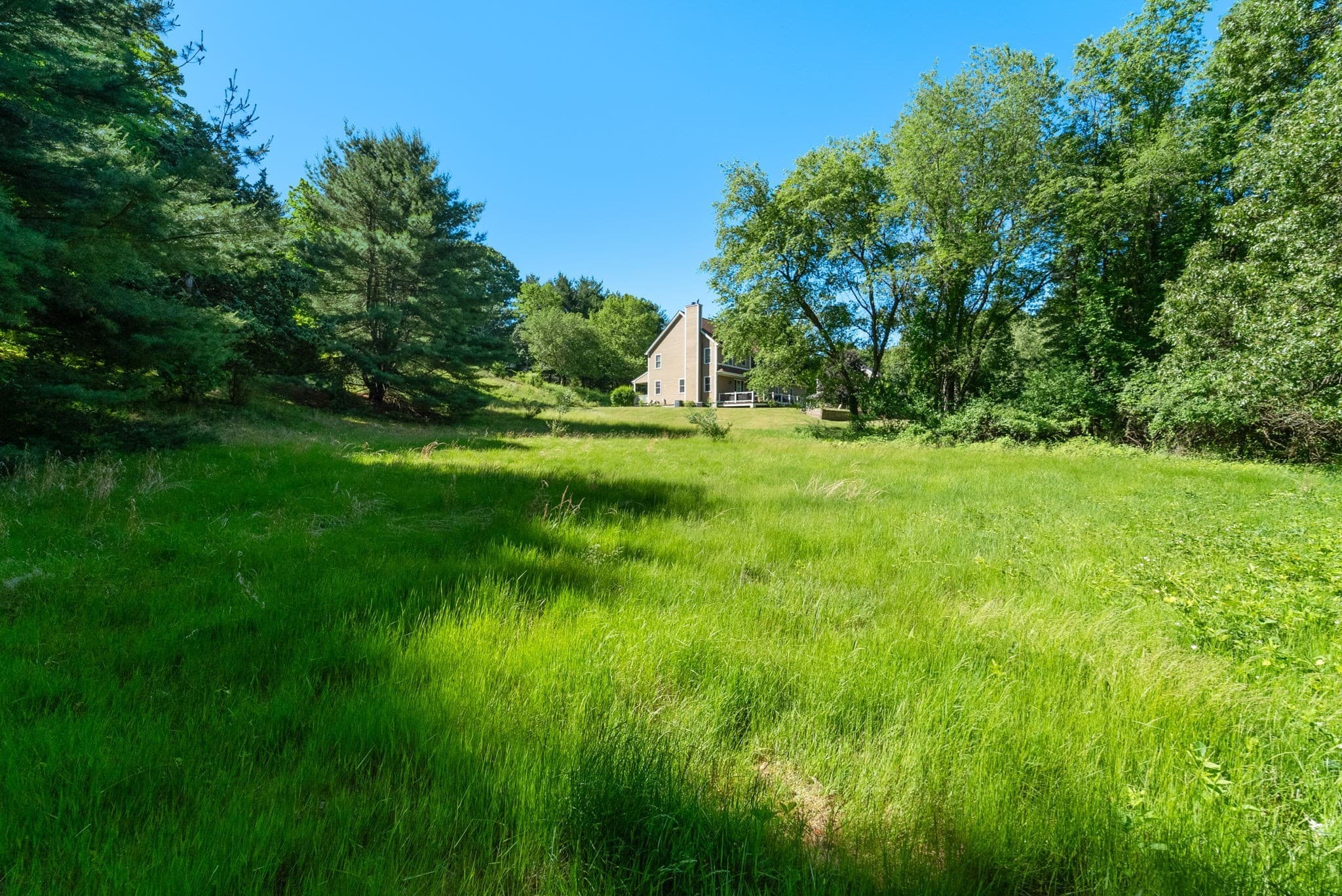 Residential at 10 Cobbler Lane, Sharon MA 02067, photo 6 of 7