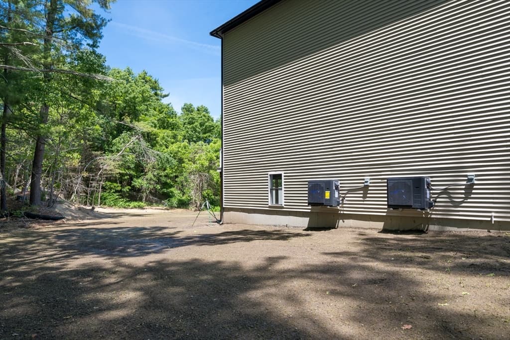 Condominium at 86 High Street # 1, Carver MA 02330, photo 5 of 41
