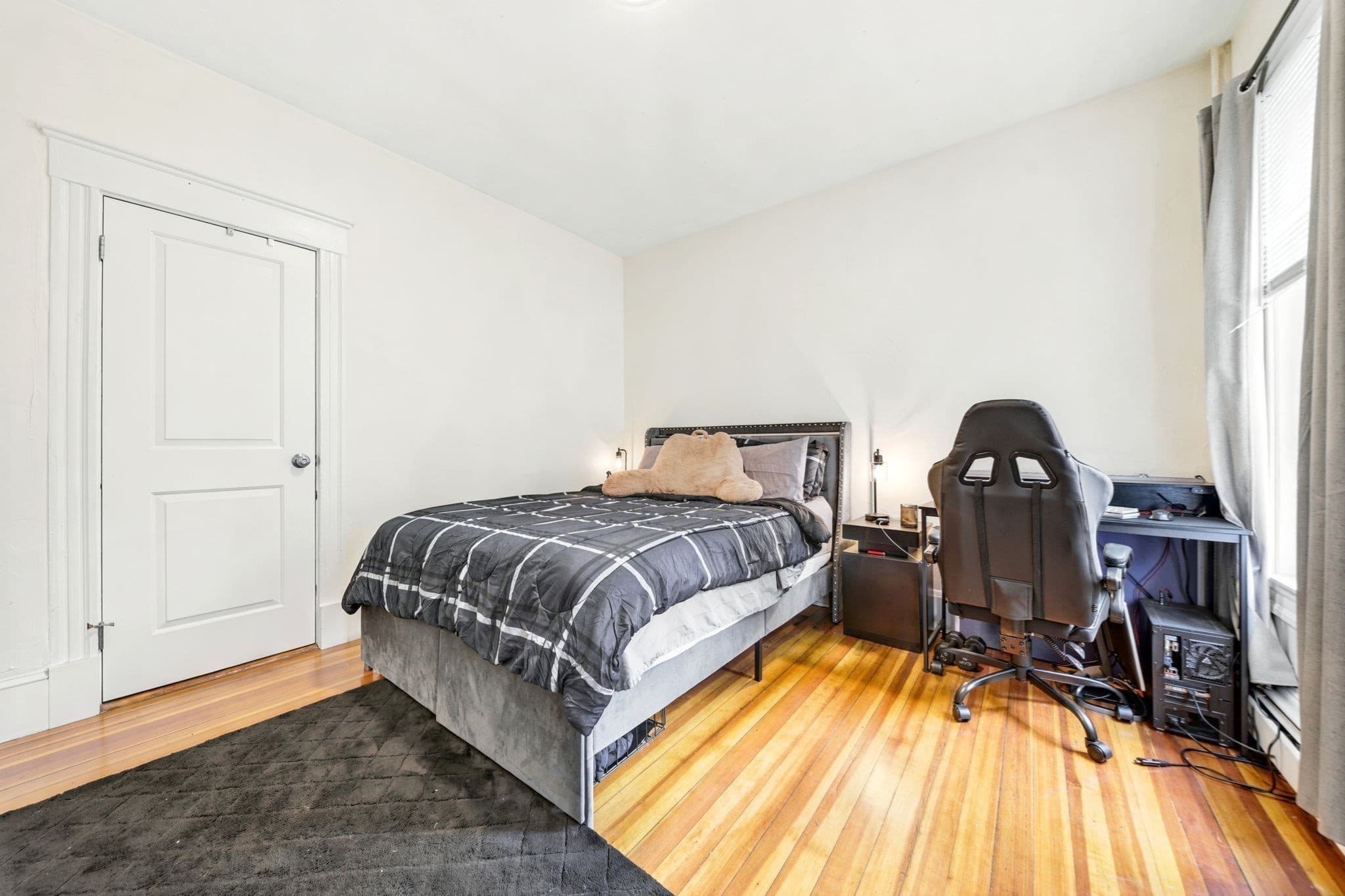 3 Family at 32 Irwin St, Winthrop MA 02152, Winthrop, photo 11 of 37