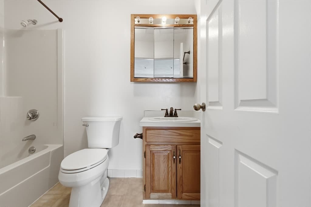 Condominium at 39 Parlin St # 404, Everett MA 02149, Everett, photo 17 of 30