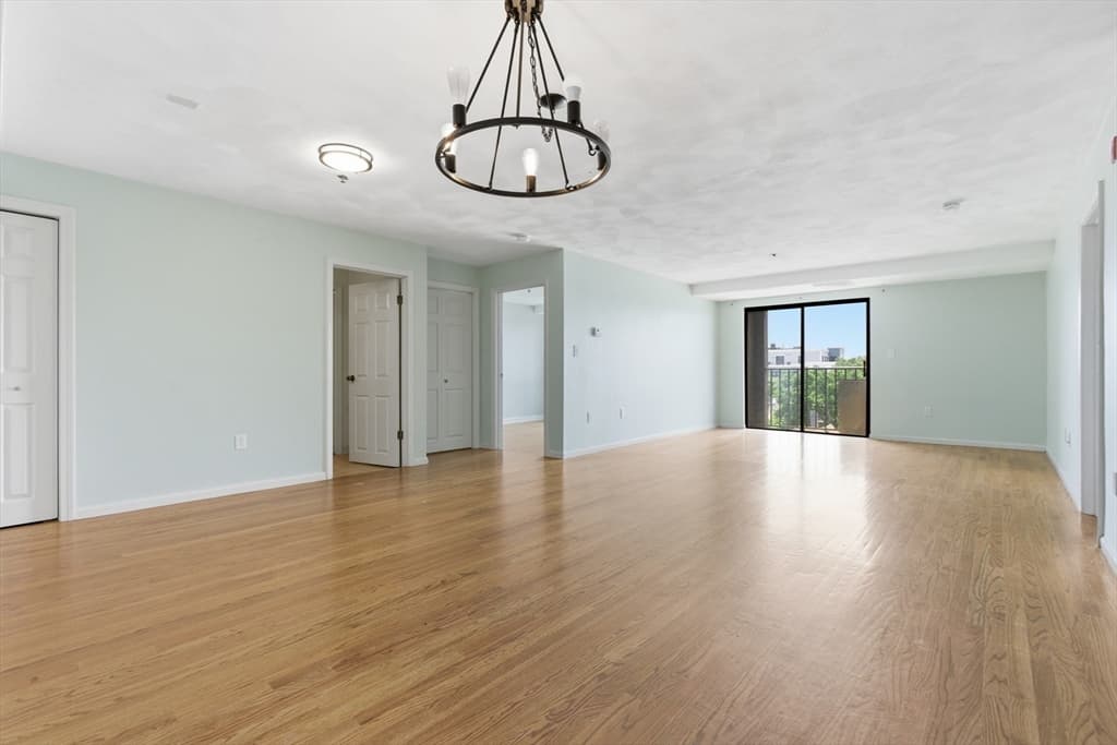Condominium at 39 Parlin St # 404, Everett MA 02149, Everett, photo 8 of 30