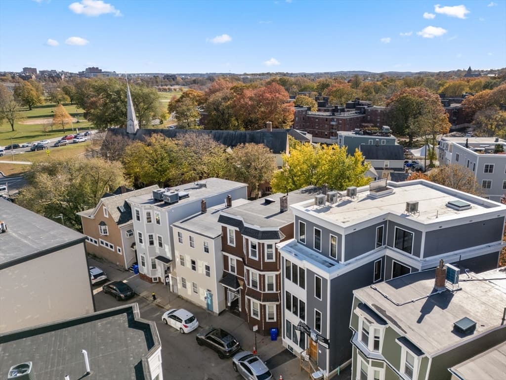3 Family at 34 Vinton St, Boston MA 02127, photo 2 of 34