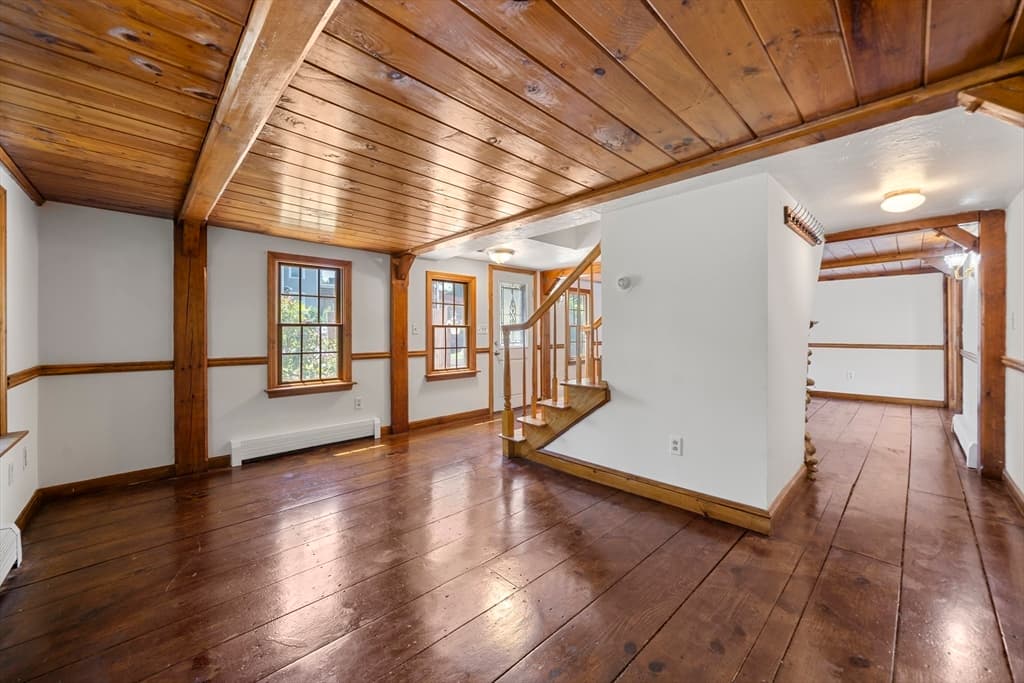 Single Family Residence at 17 Stafford St, Plymouth MA 02360, Plymouth, photo 8 of 41