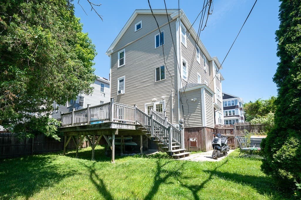 3 Family at 126 Sterling St, Worcester MA 01610, photo 30 of 33