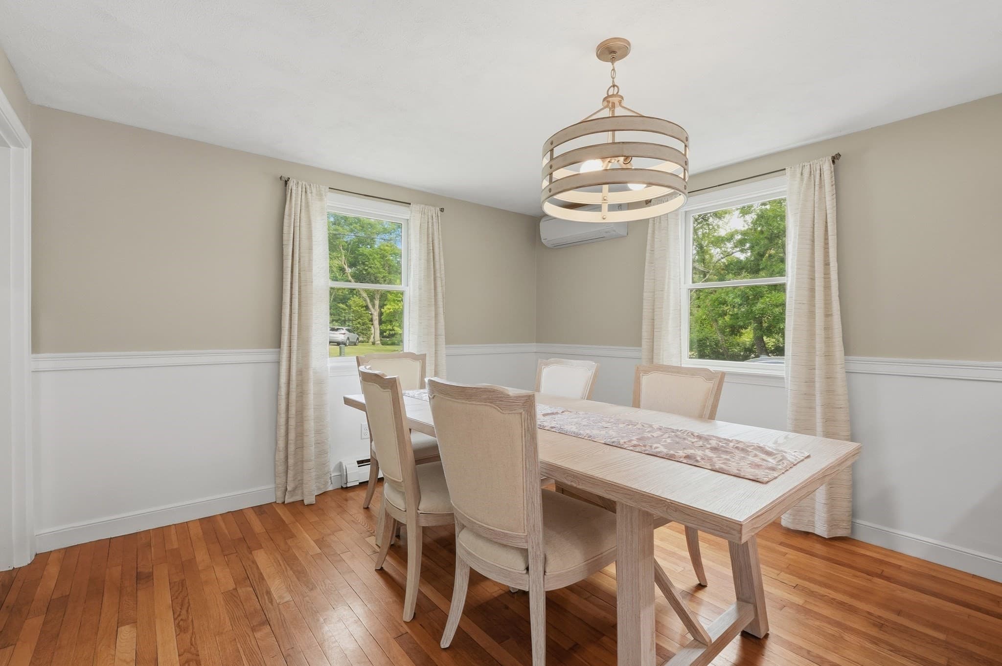 Single Family Residence at 223 Plum Hollow Rd, Falmouth MA 02536, photo 9 of 26