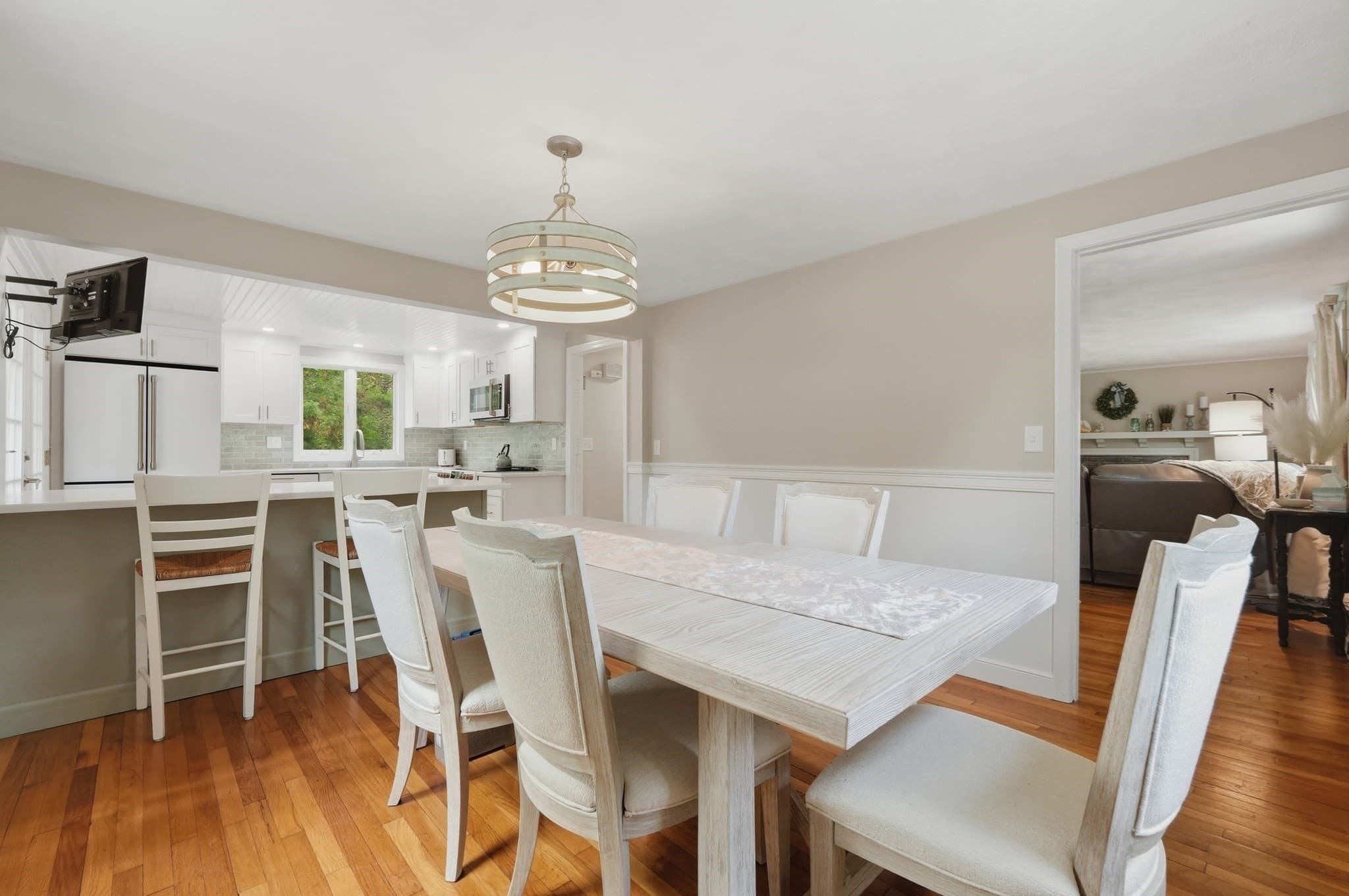 Single Family Residence at 223 Plum Hollow Rd, Falmouth MA 02536, photo 8 of 26