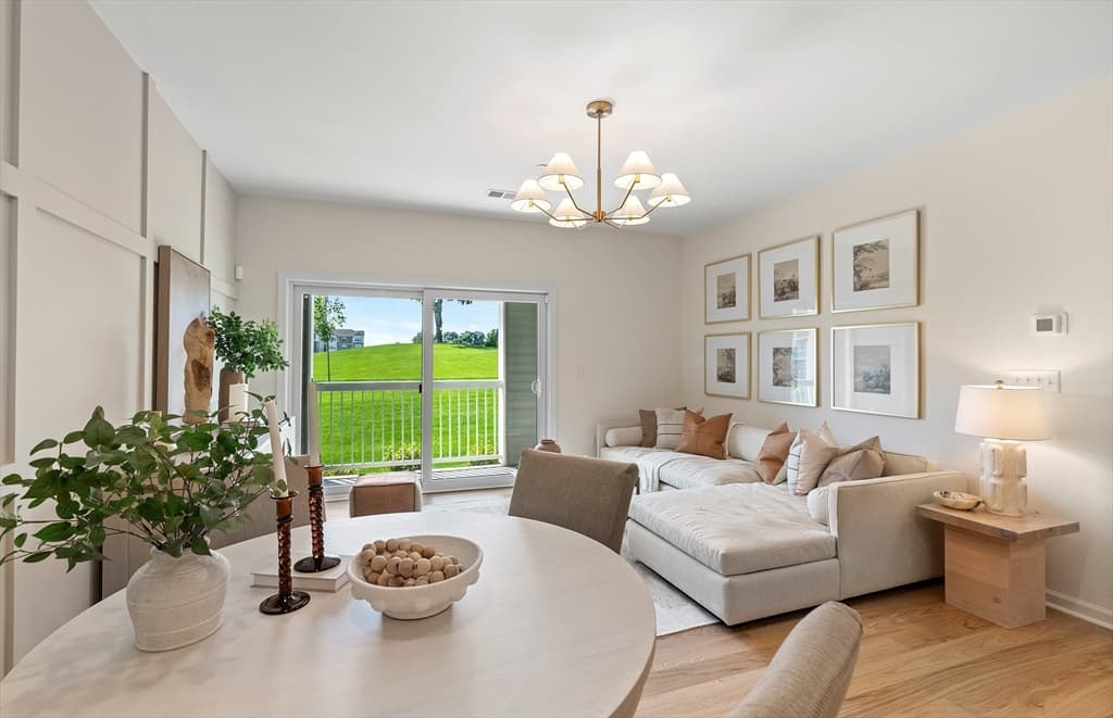 399 Neponset # 208, Canton MA 02021