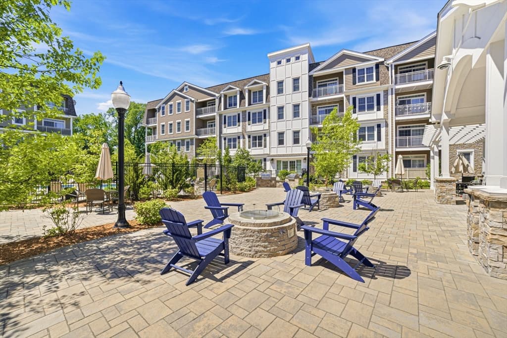 Condominium at 320 Middlesex Ave # D208, Medford MA 02155, photo 24 of 32