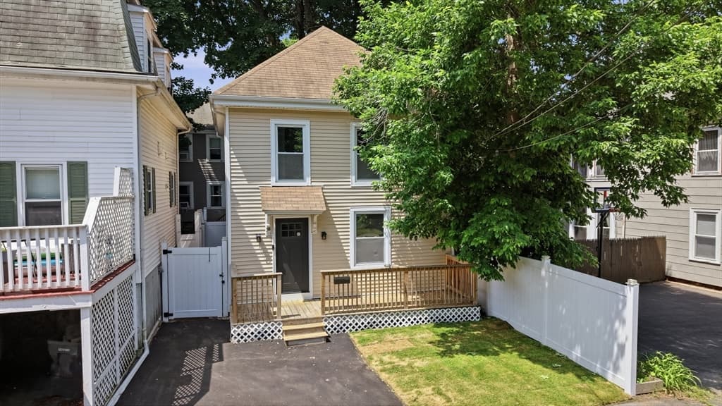 38 S Lincoln, Haverhill MA 01835 photo 2