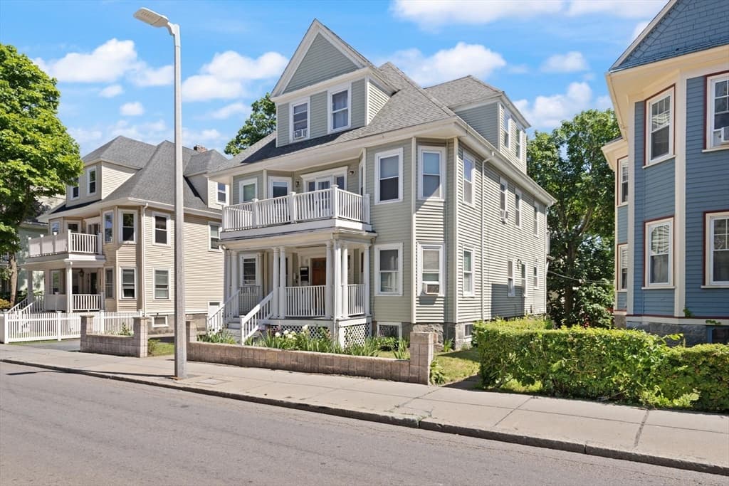 Condominium at 342 Park Street # 2, Boston MA 02124, photo 2 of 24