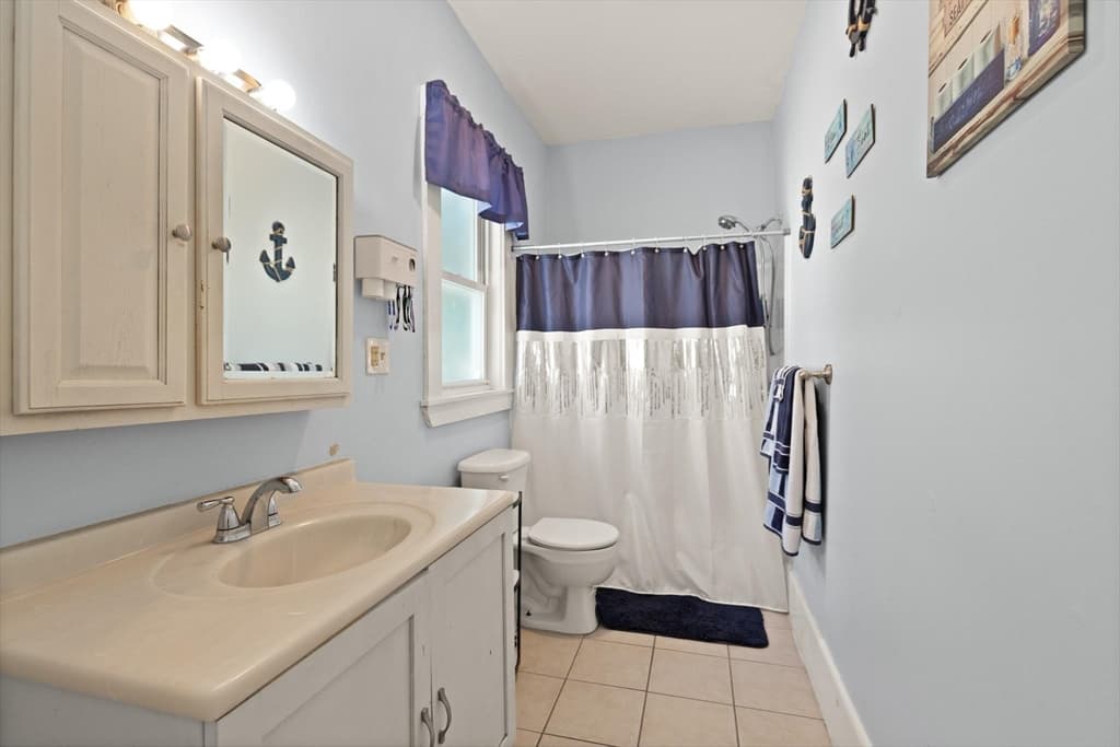 Condominium at 342 Park Street # 2, Boston MA 02124, photo 10 of 24