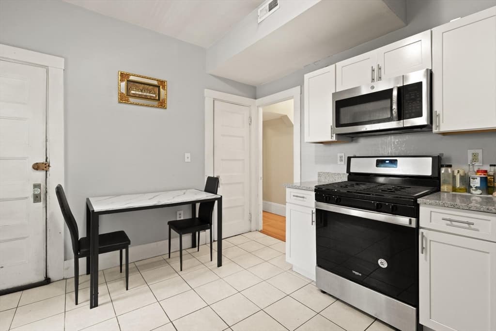 Condominium at 342 Park Street # 2, Boston MA 02124, photo 8 of 24