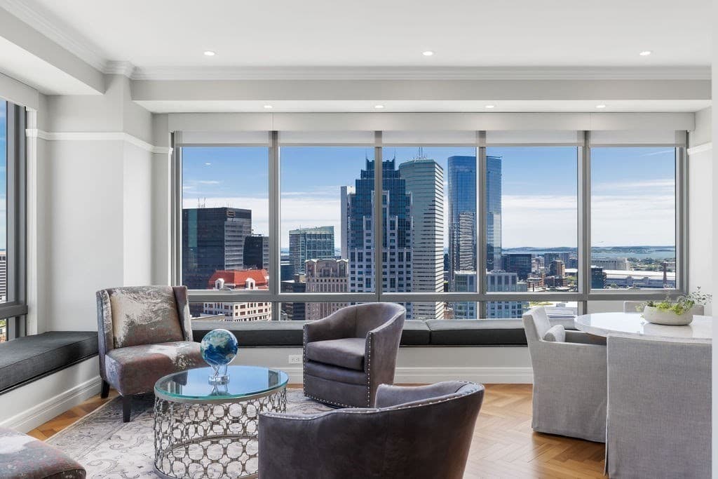 Condominium at 2 Avery St # 34G, Boston MA 02111, photo 3 of 33