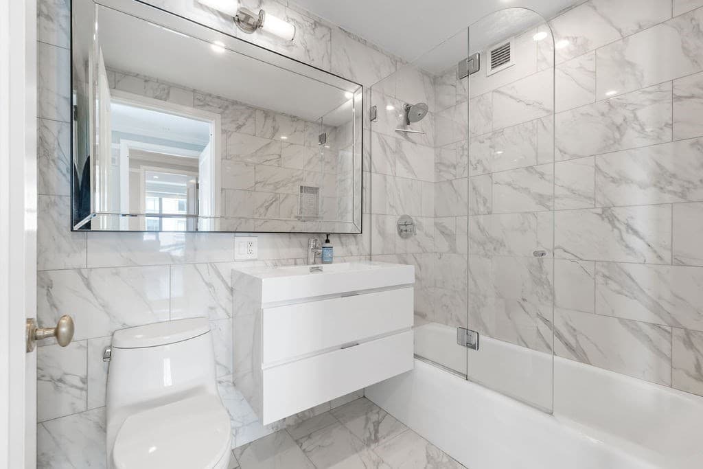 Condominium at 2 Avery St # 34G, Boston MA 02111, photo 18 of 33