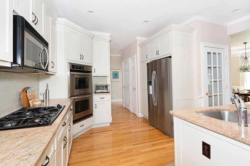 53 Carriage Hill # 53, Southborough MA 01772 photo 12