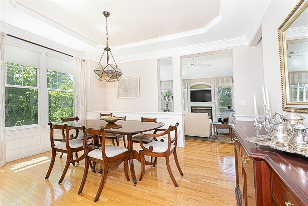 53 Carriage Hill # 53, Southborough MA 01772