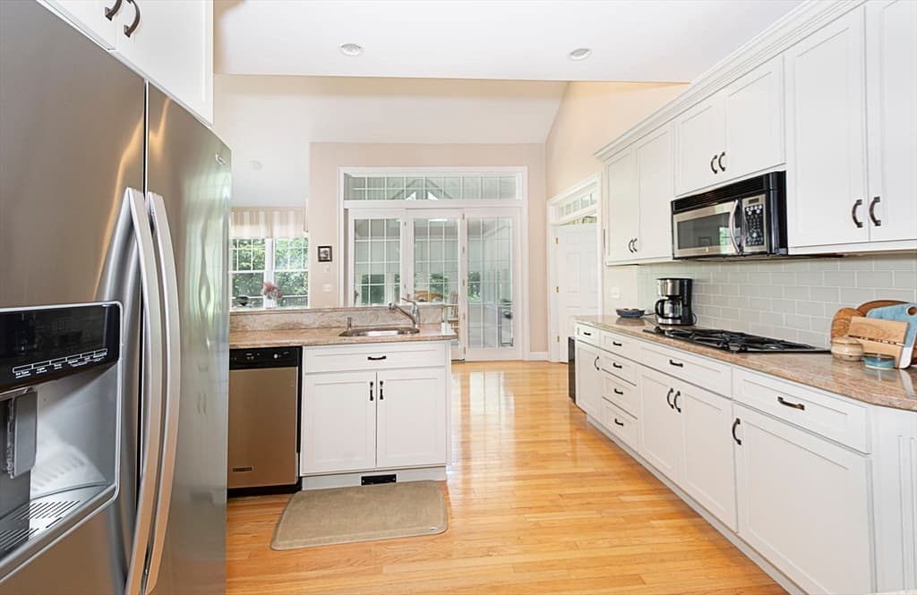53 Carriage Hill # 53, Southborough MA 01772 photo 11