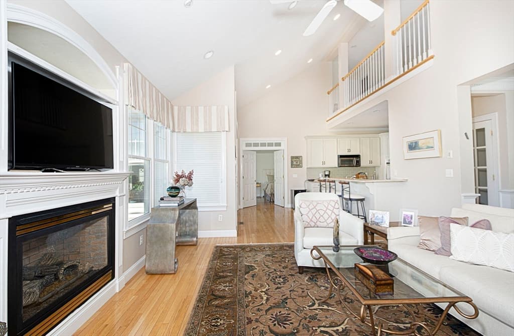 53 Carriage Hill # 53, Southborough MA 01772 photo 8