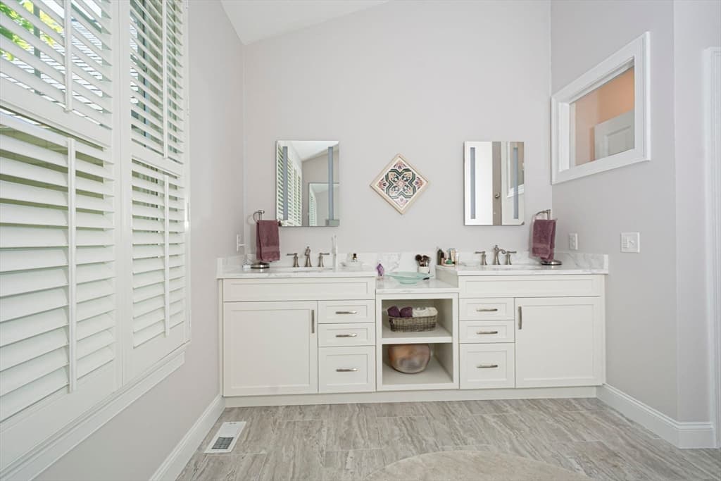 53 Carriage Hill # 53, Southborough MA 01772 photo 21