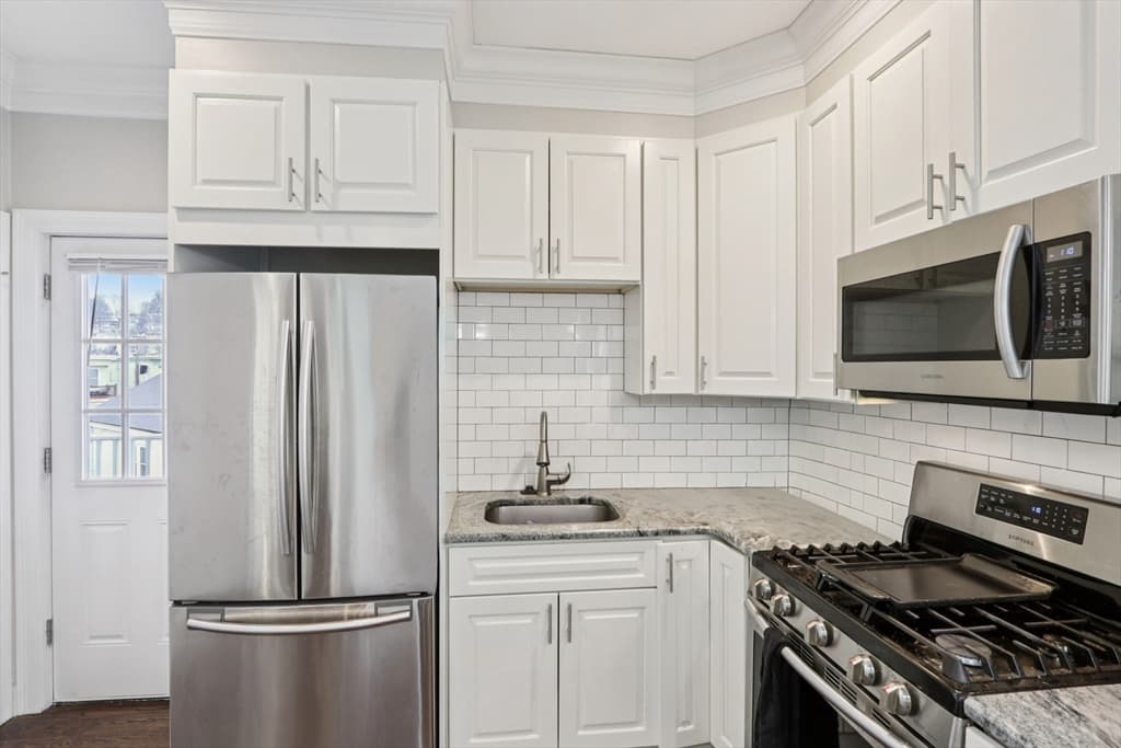 Condominium at 1048 Saratoga St # 3, Boston MA 02128, Boston, photo 4 of 26