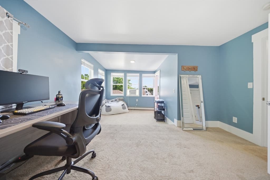 Single Family Residence at 131 Pearl St, Gardner MA 01440, Gardner, photo 26 of 41