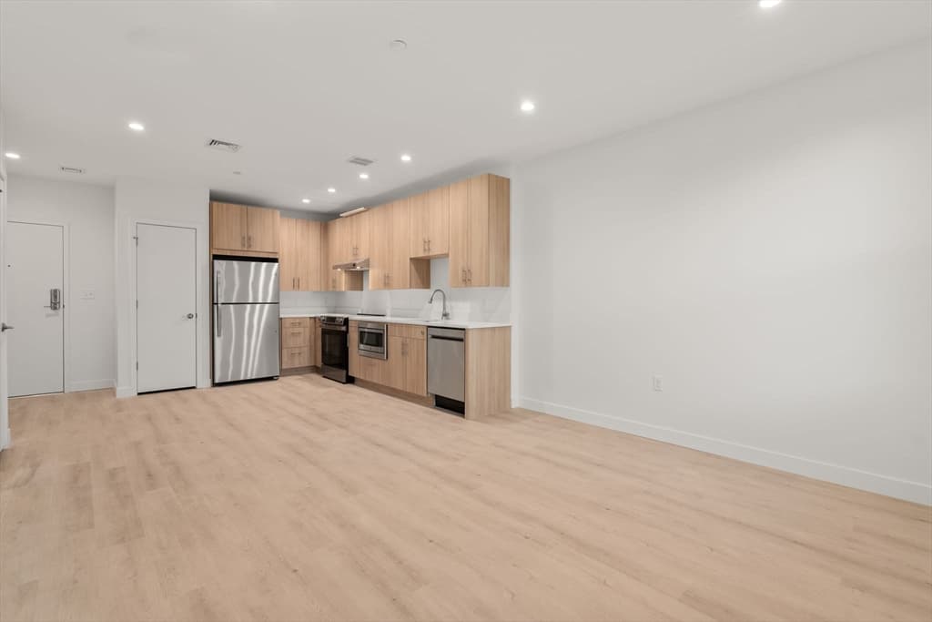 1151 Walnut # 302, Newton MA 02461 photo 21