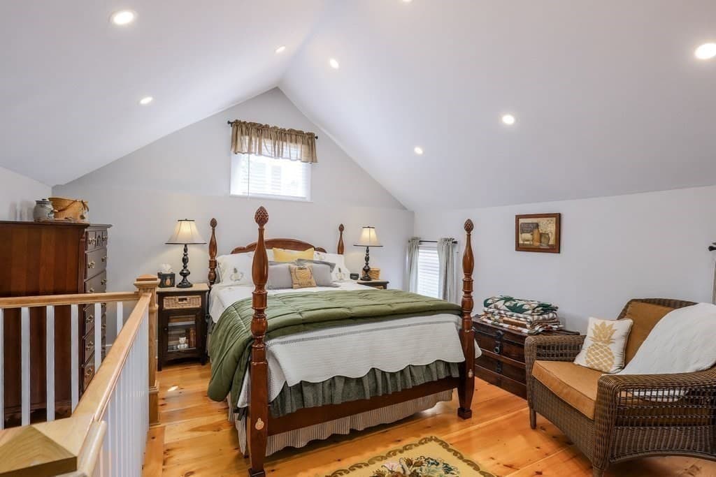 Single Family Residence at 11 High St, West Brookfield MA 01585, West Brookfield, photo 20 of 25