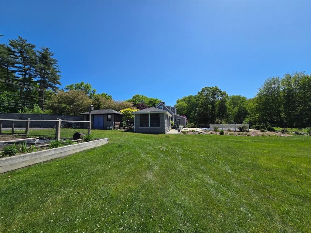 29 Barker St, Pembroke MA 02359 photo 28